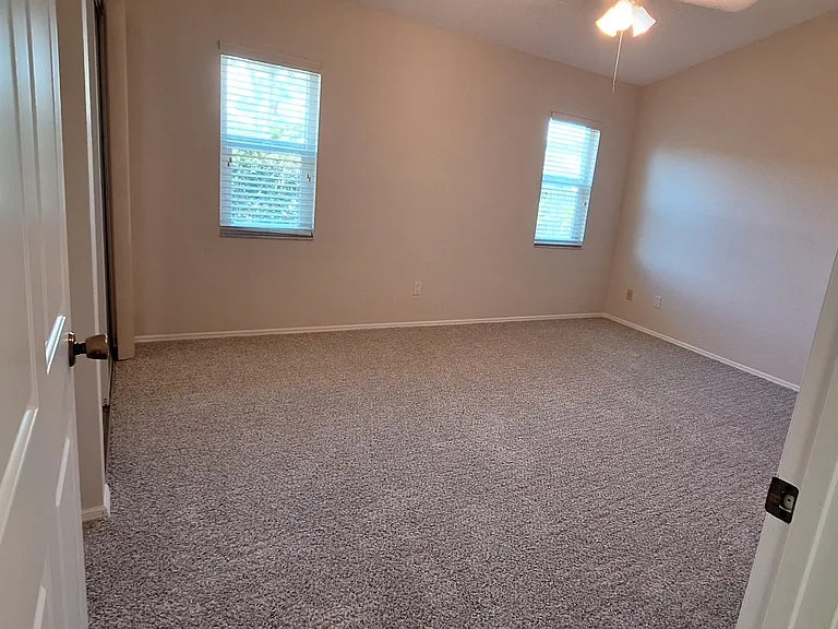 663 Ironwood Cir — Photo 7