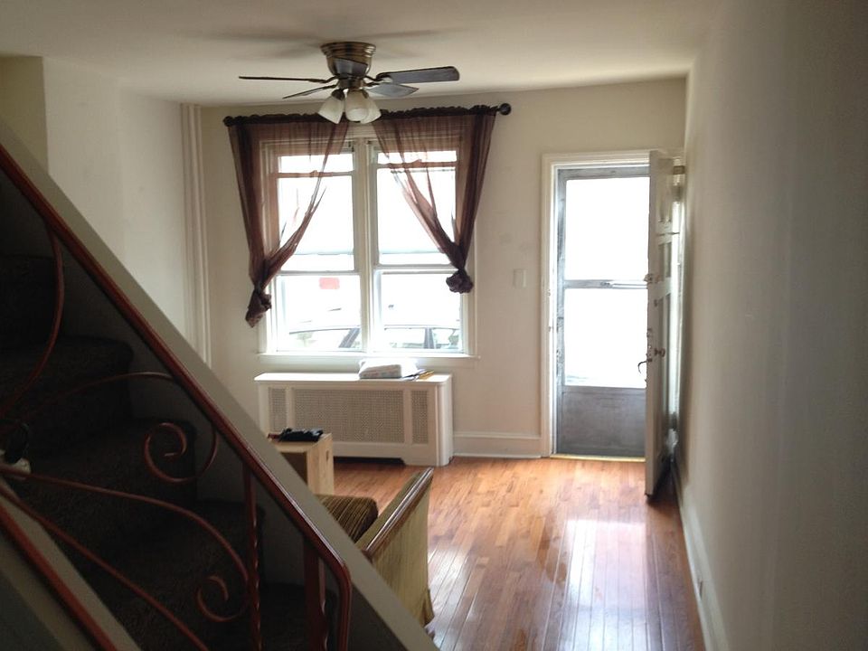 2nd image of 1462 E Wilt St