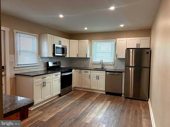 4th image of 1063 Tanyard Rd