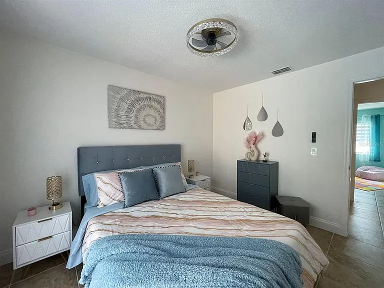 12 Lytton Ln — Photo 19