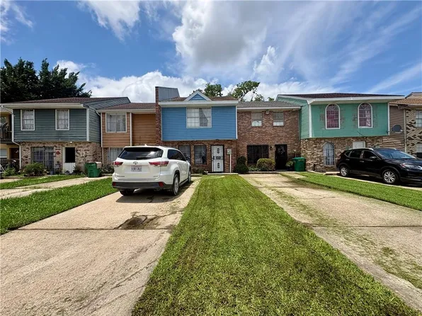 1554 London Cross Rd, Harvey, LA 70058