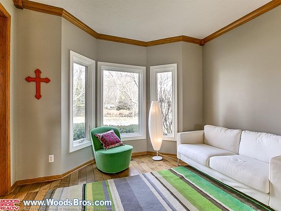 4th image of 7242 Beaver Hollow Cir