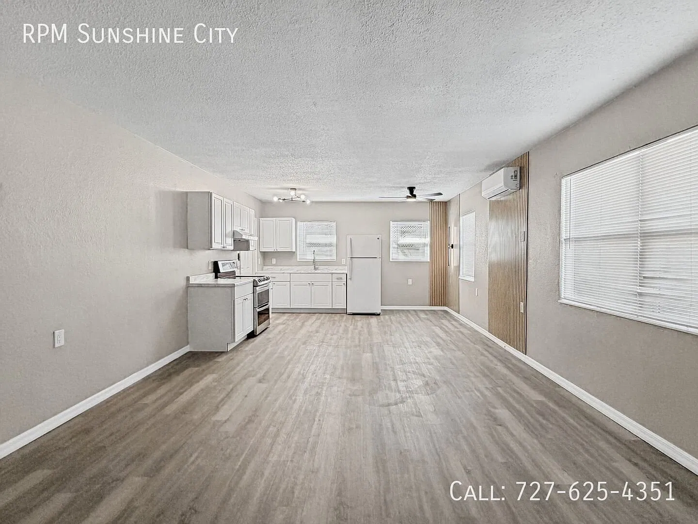 Recently Renovated 2-Bedroom Home with Fenced Backyard St. Petersburg, FL — Photo 4