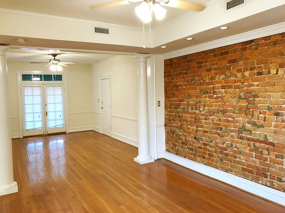 1st image of 2709 W Cary St #2B-1Ba