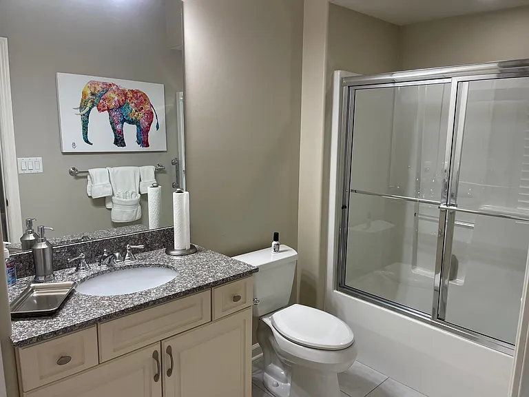 402 Georgetowne Ct — Photo 20