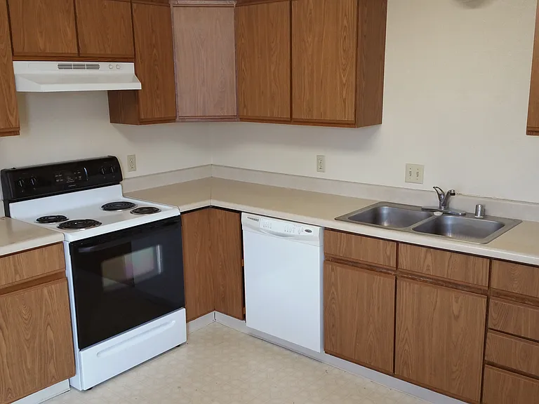 4458 Condor Ct #5 — Photo 4