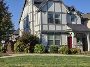 10853 SW Carinthia Cir, Wilsonville, OR 97070