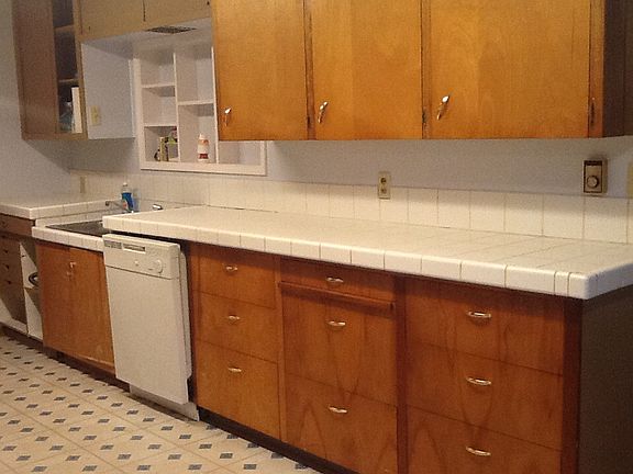 4th image of 6419 33rd Ave NW