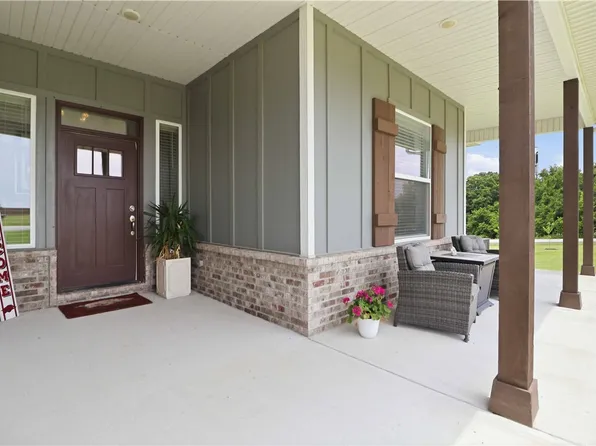 18850 Patriots Dream Dr, Siloam Springs, AR 72761