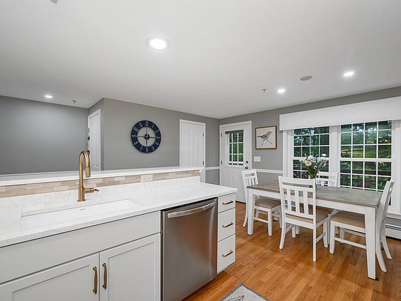 4th image of 26 Eastwood Way