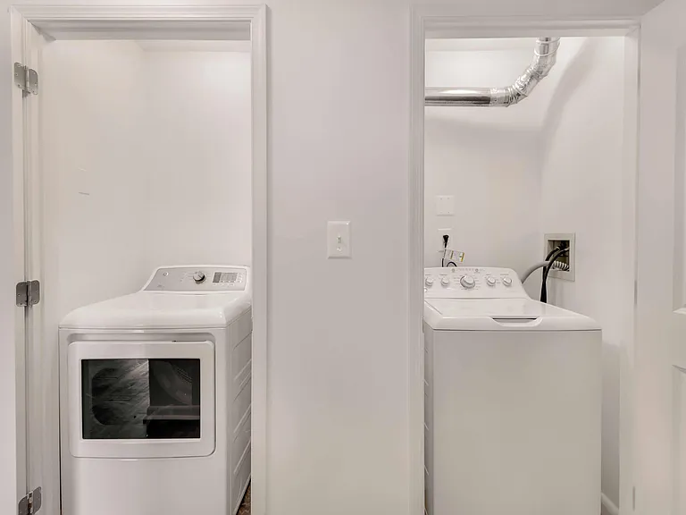 Annen Woods Apartments — Photo 38