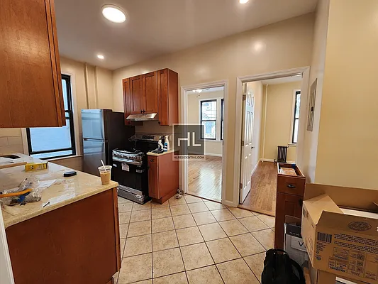 Rented by Highline Residential | media 7