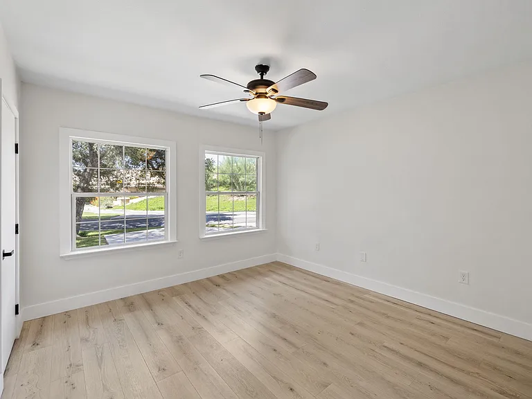 1804 Northwood Rd — Photo 21