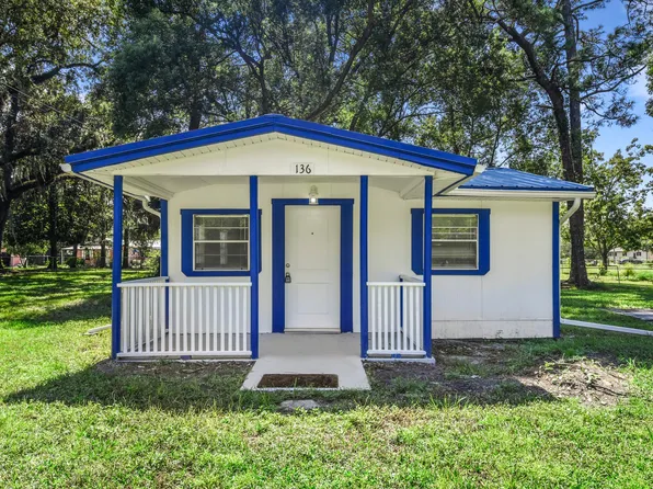 136 McCallman Rd, Jacksonville, FL 32218