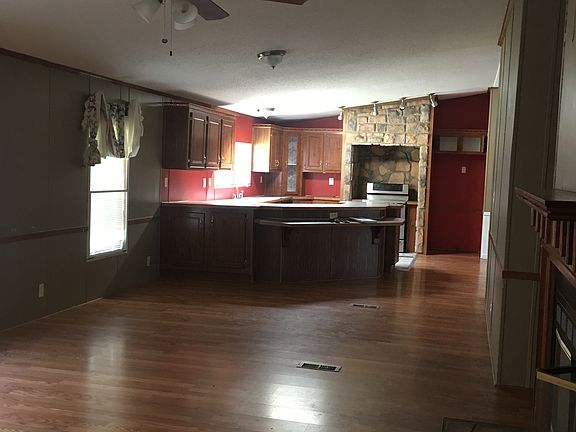 Lots of room for entertainin