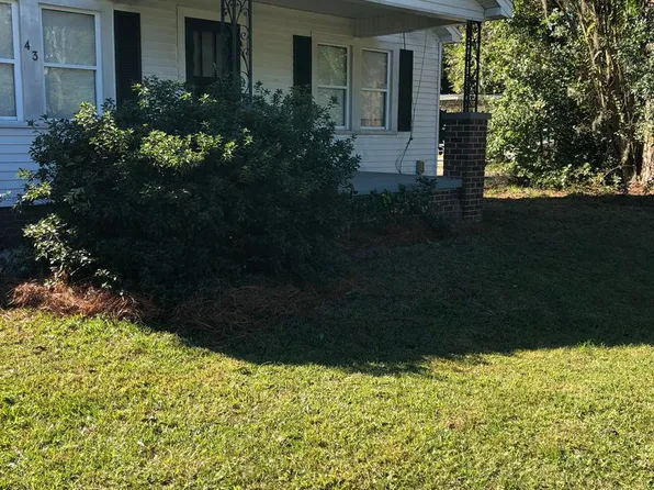 43 Brampton Rd, Garden City, GA 31408