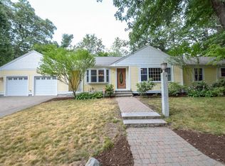 94 Edgemoor Ave, Wellesley, MA 02482
