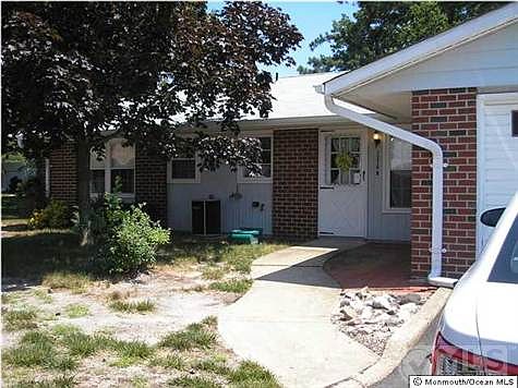 2nd image of 1216A Shetland Dr
