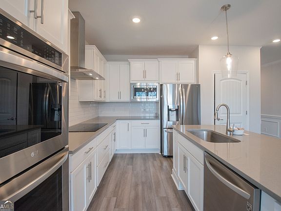5th image of 109 Pinehurst Rd
