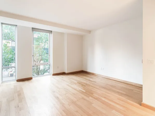 431 West 37th Street image 7 of 37