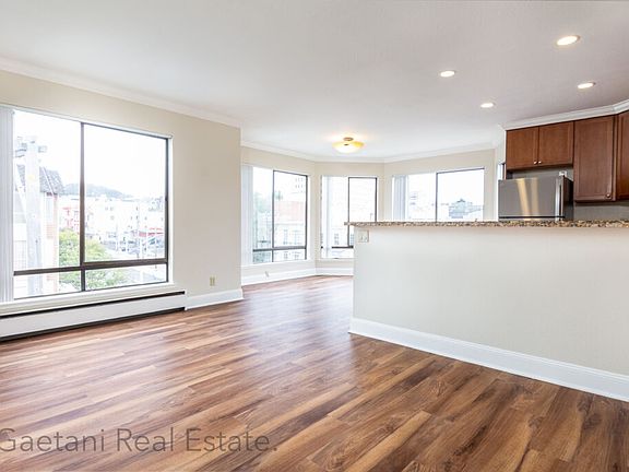 4th image of 303 Arguello Blvd #301