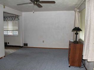 235 N Cherry Ave, Houston, PA