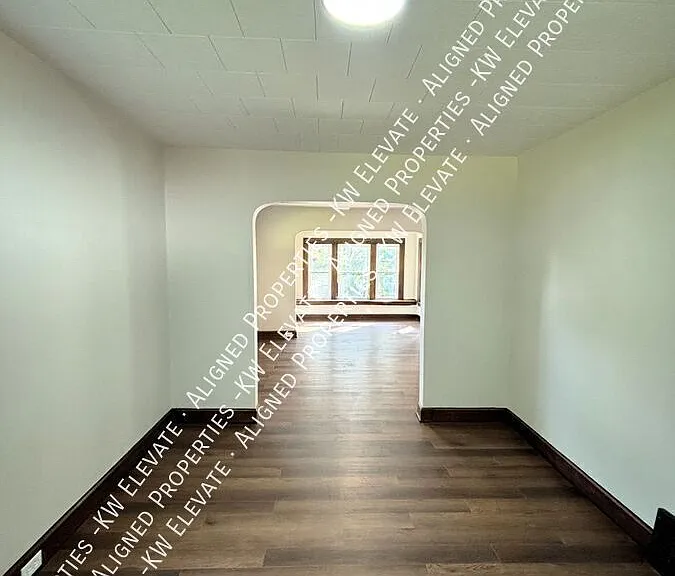 313 Ruckel Rd — Photo 7