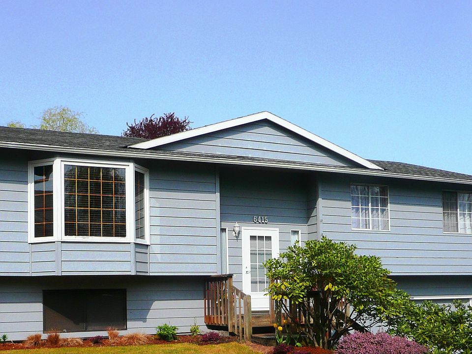 Spacious Split Level