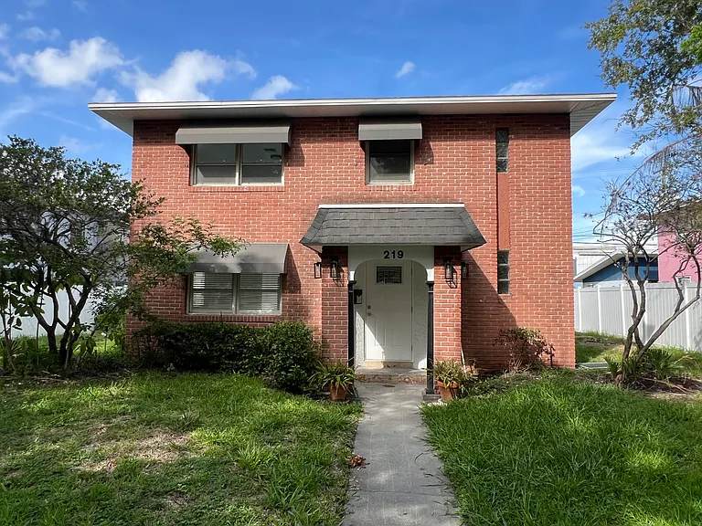 219 Danube Ave #A — Photo 13