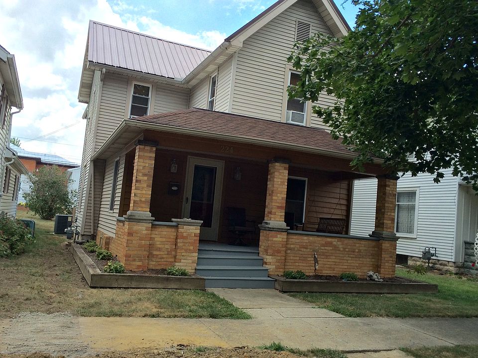1st image of 224 N 7th St