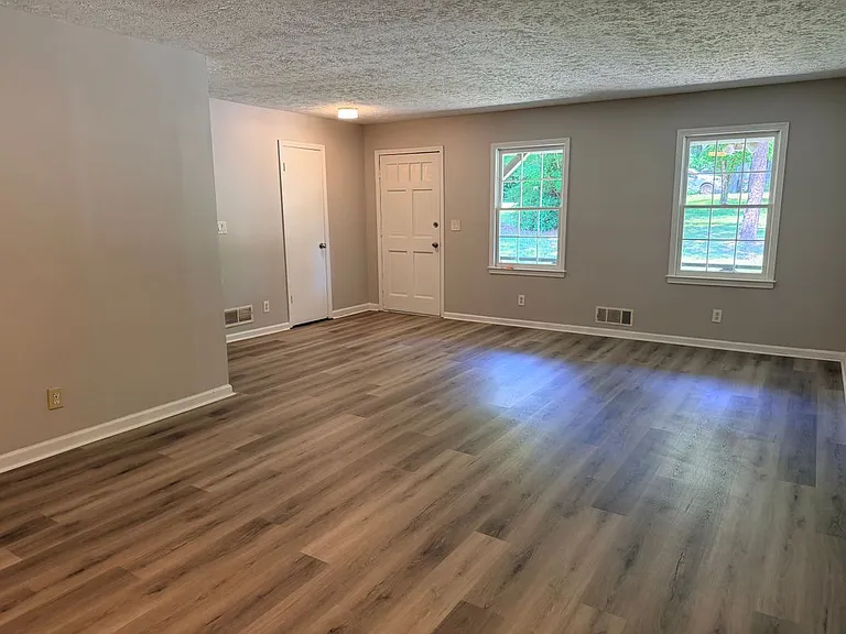 2079 McDaniels Bridge Rd SW — Photo 33