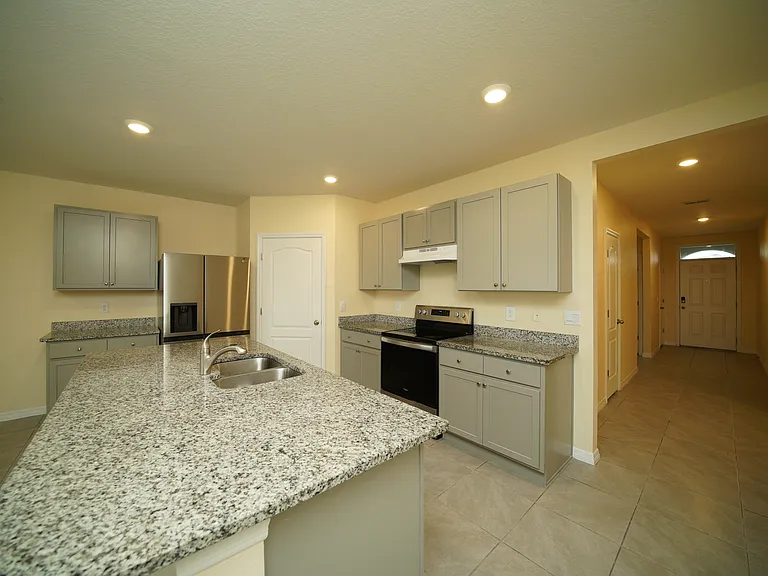 4325 Deleon St — Photo 12