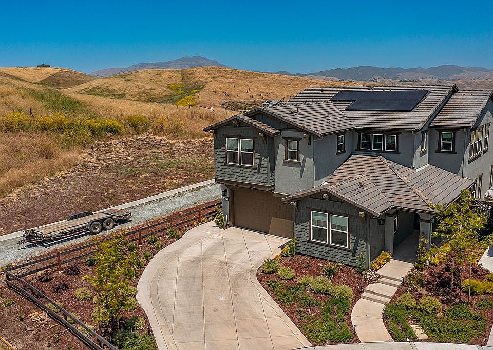 1st image of 2571 Veneto Ct