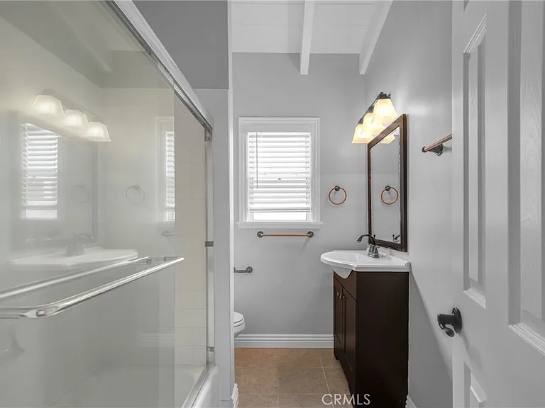 16144 W Sunset Blvd #6 — Photo 10