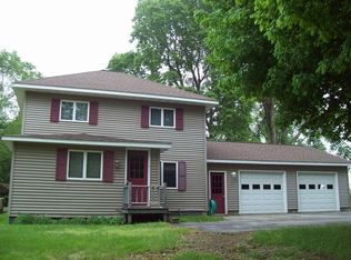 610 N Jackson St, Morrison, IL 61270