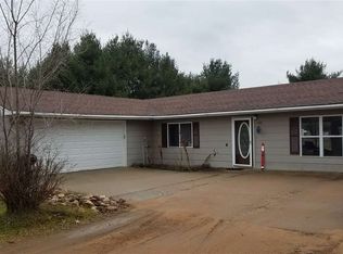 W6703 Porters Lake Rd, Wautoma, WI 54982