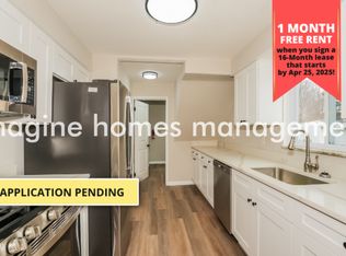 23986 Smith Ave, Westlake, OH