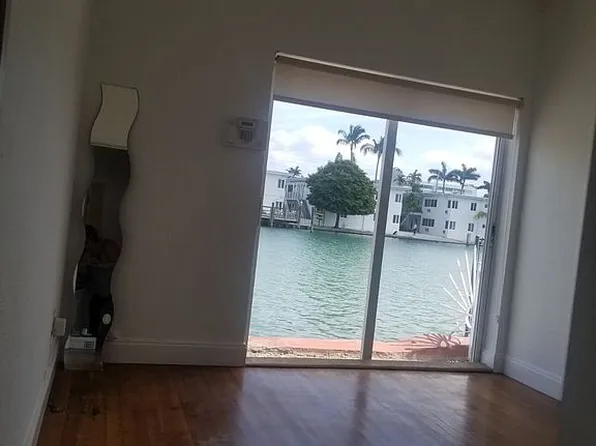 8335 Crespi Blvd APT 1, Miami Beach, FL 33141