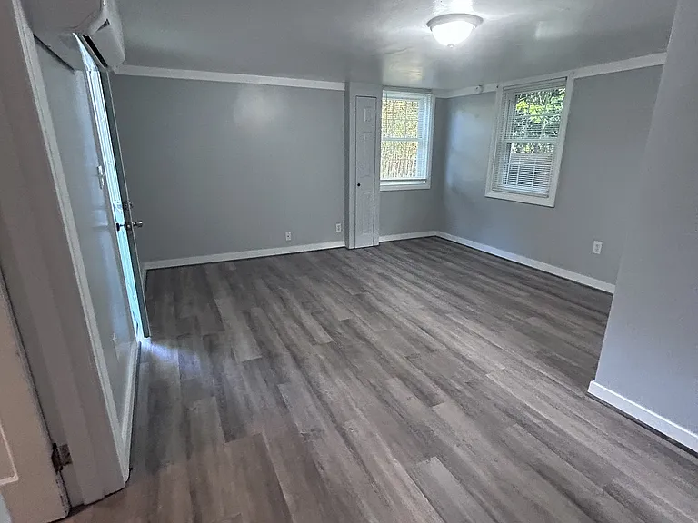 259A Lasalle Ave — Photo 20
