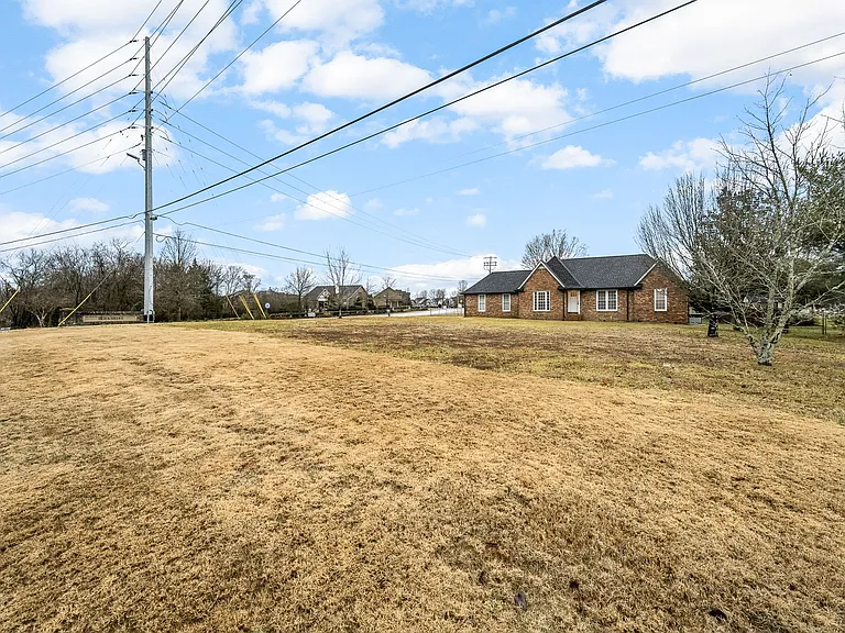 1015 Brinkley Rd — Photo 38