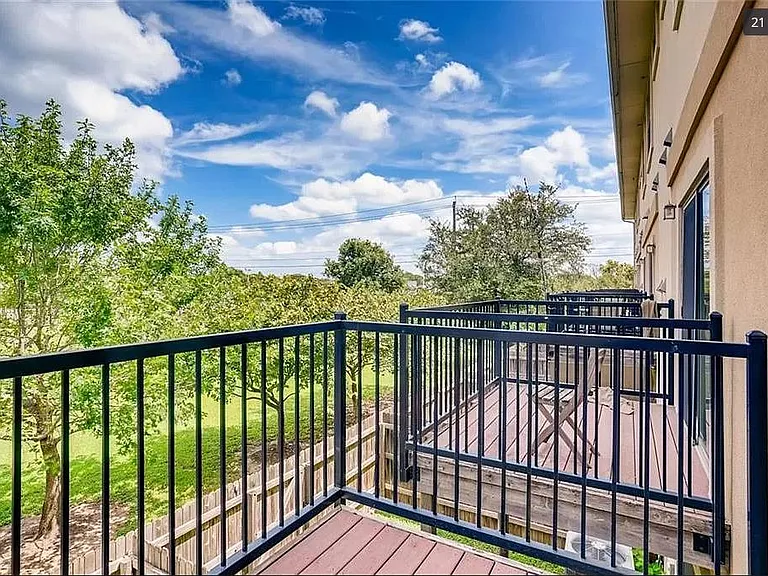 13420 Lyndhurst St #707 — Photo 21