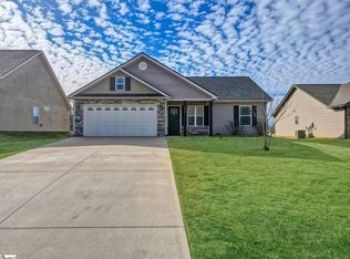 284 Brown Arrow Cir, Inman, SC 29349