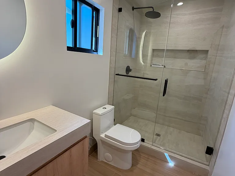 6249 Corbin Ave — Photo 10
