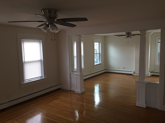 3rd image of 64 Lyon Ave