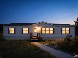 4700 Tillman Trl, Farmington, MO 63640