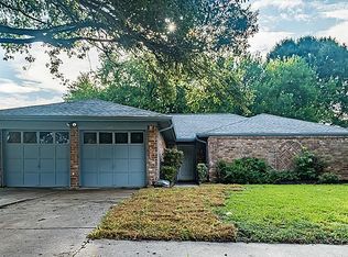 6615 Escondido Dr, Houston, TX 77083