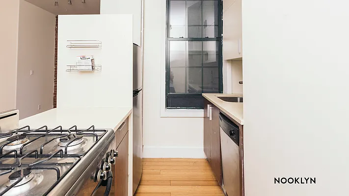 Rented by Nooklyn NYC LLC | media 2