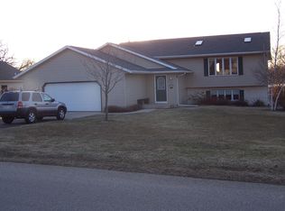 103 Kikkert Ct, Cambria, WI 53923