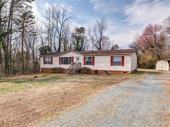 2nd image of 230 Sun View Rd