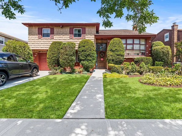 815 Flanders Drive, North Woodmere, NY 11581